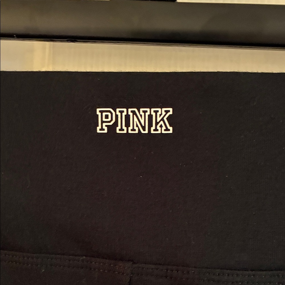 Victoria Secret PINK Classic Black Leggings - Picture 3 of 7